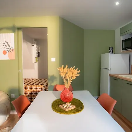 Avec Exterieur Et Parking - Le Puy 5 Min Appartement