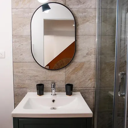 Avec Exterieur Et Parking - Le Puy 5 Min *